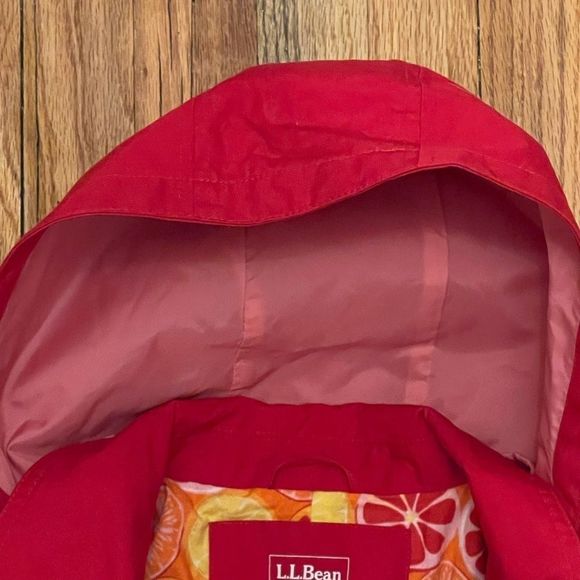 L.L Bean Red Trench Coat with Hood Fully Lined in Citrus 🍊 Pattern Size S - Picture 10 of 14